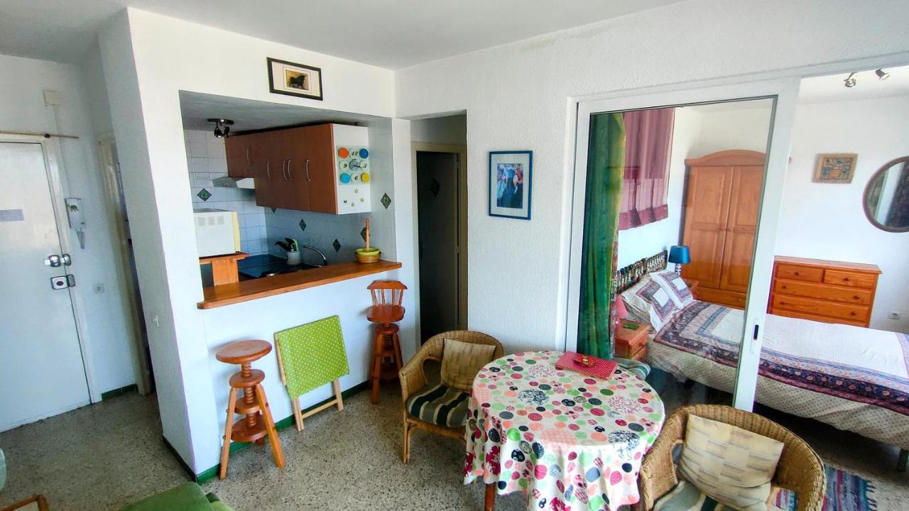 Summer Breeze Apartment Empuriabrava Eksteriør billede